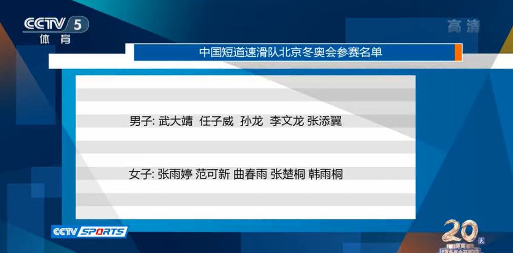 终极海报中，脚踏巨人头骨，对抗黑暗生物大杀四方的地狱男爵，没有意识到自己其实已经身陷血皇后布下的荆棘陷阱